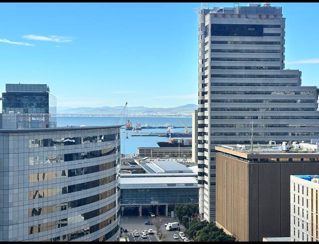 1 BEDROOM APARTMENT FOR SALE IN CAPE TOWN CITY CENTRE